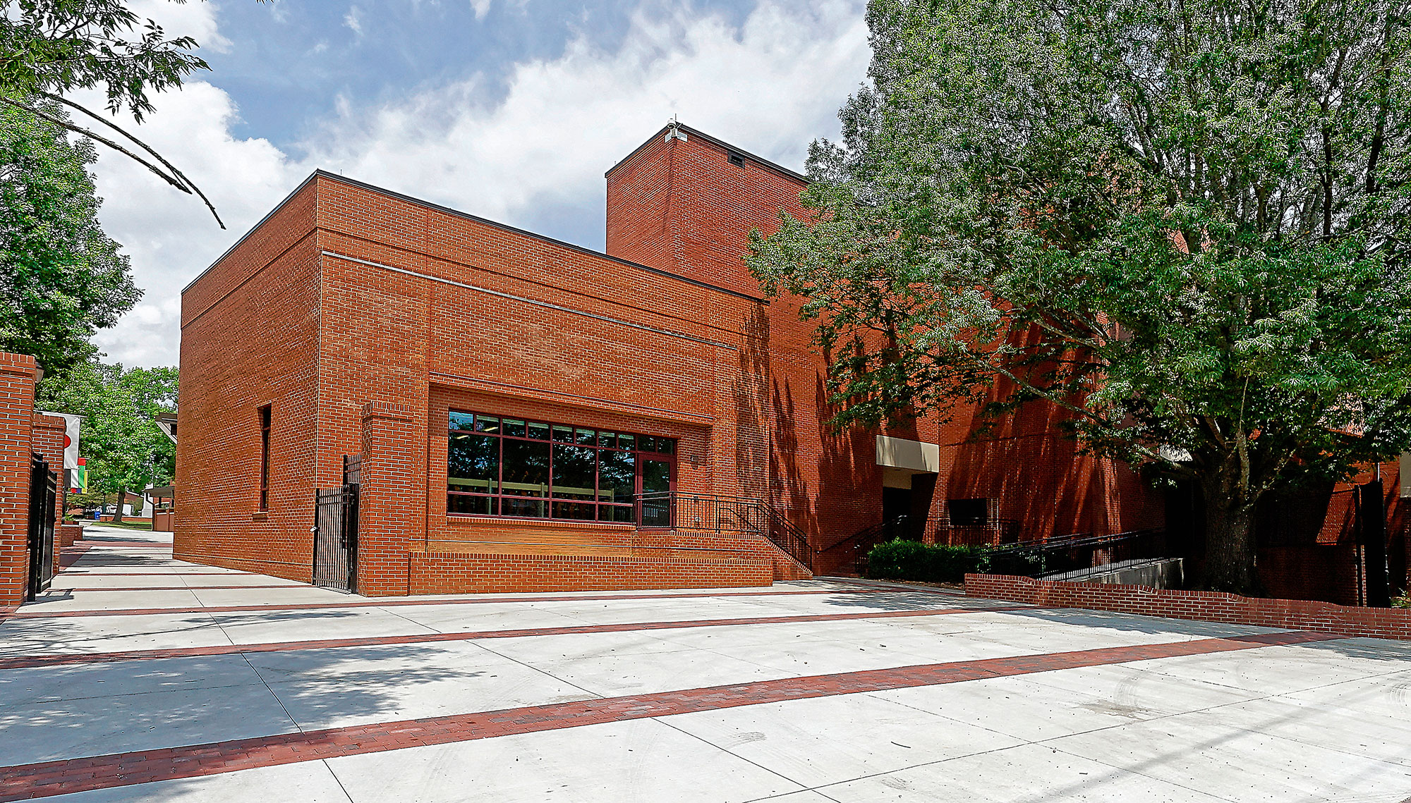 Woodward-Academy---Richardson-Hall-(1)